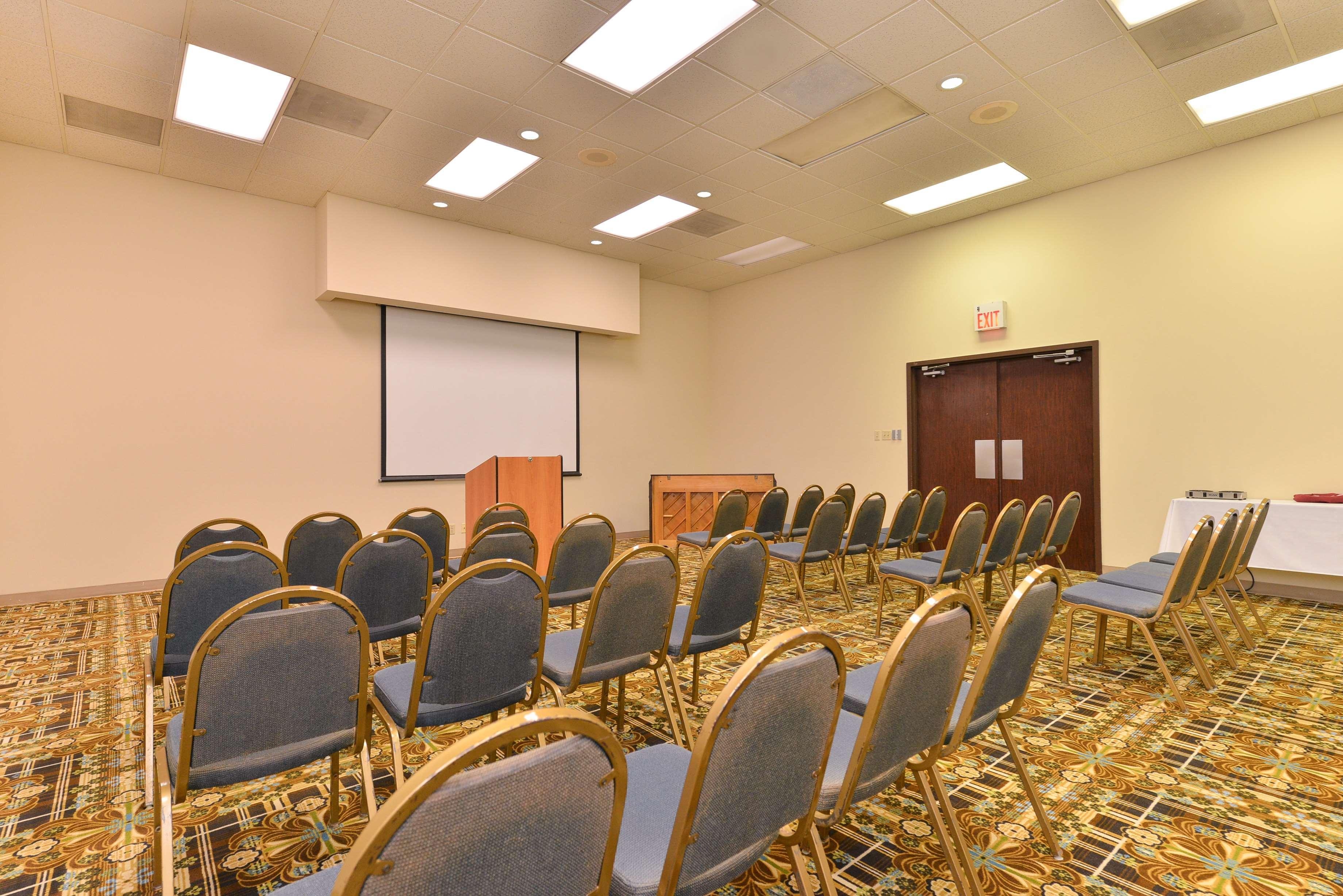 Americas Best Value Inn And Suites Victoria Esterno foto