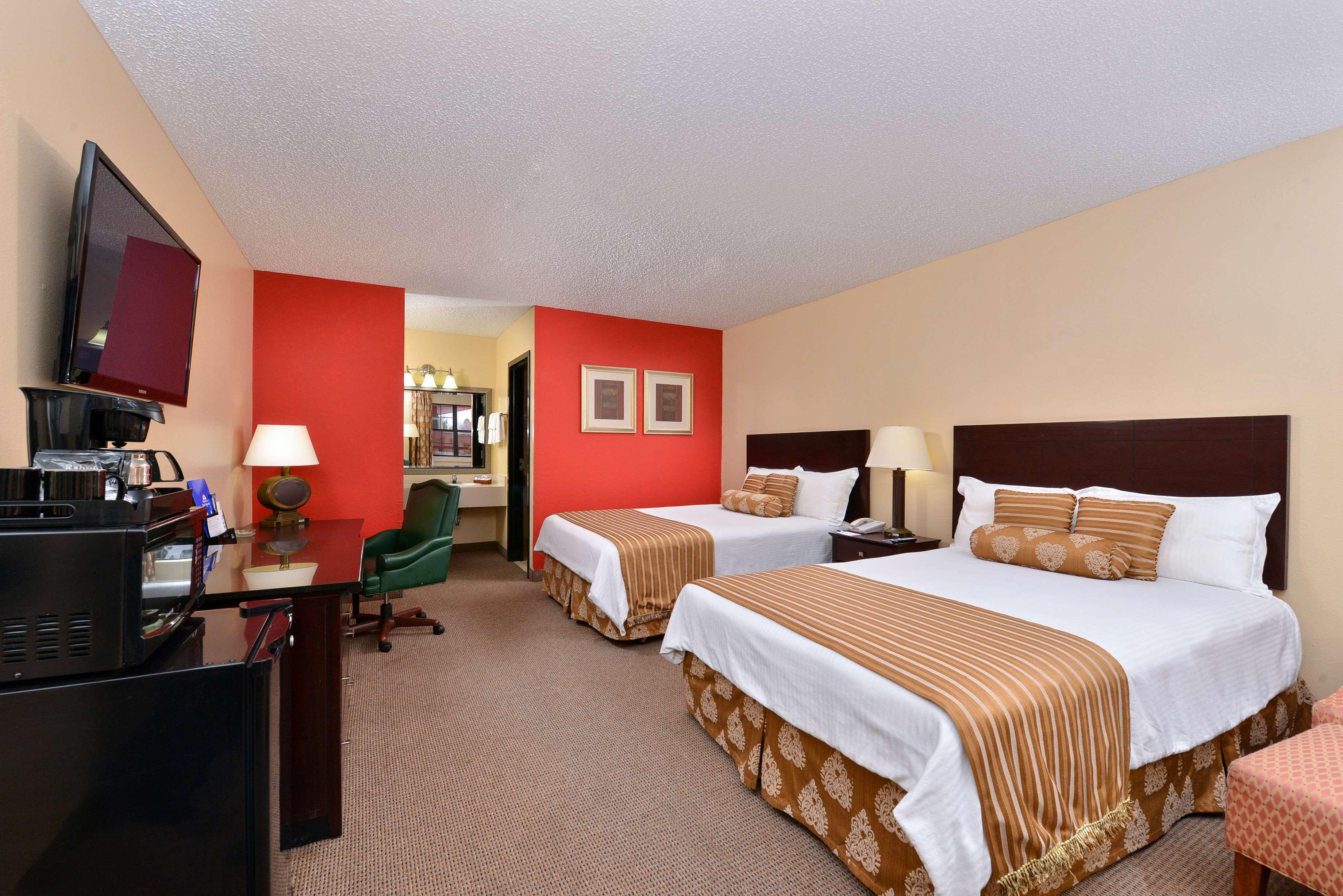 Americas Best Value Inn And Suites Victoria Esterno foto